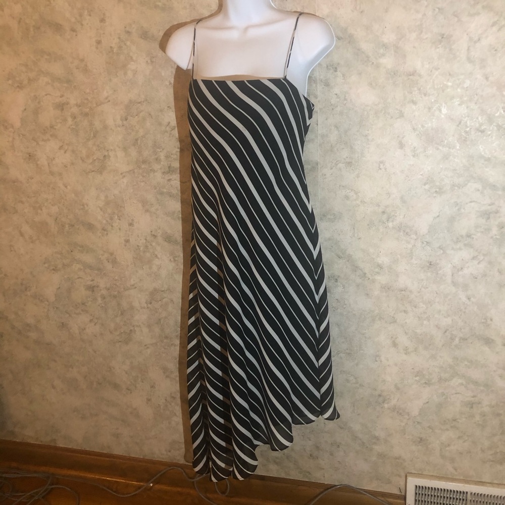 Jessica Howard Crooked Hem Spaghetti Strap Dress - Picture 9 of 15
